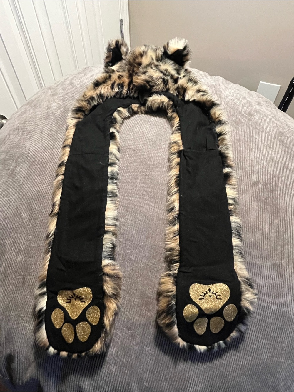 Spirithoods KIDS Leopard hood with sparkly gold paws